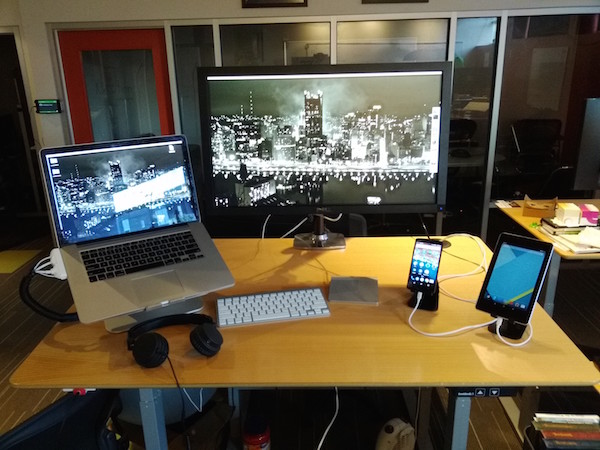 Ultimate Geek Desk – Jason Atwood